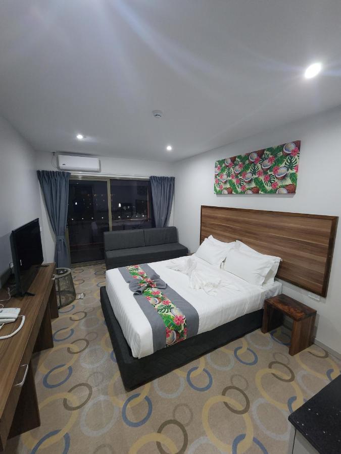 Vualiku Hotel & Apartments Nadi Esterno foto
