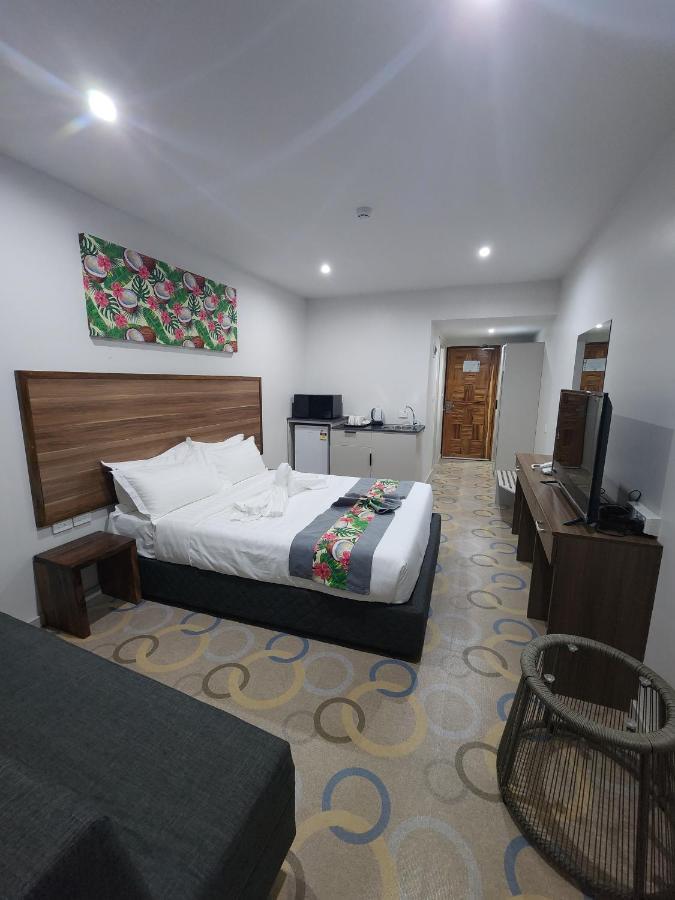Vualiku Hotel & Apartments Nadi Esterno foto